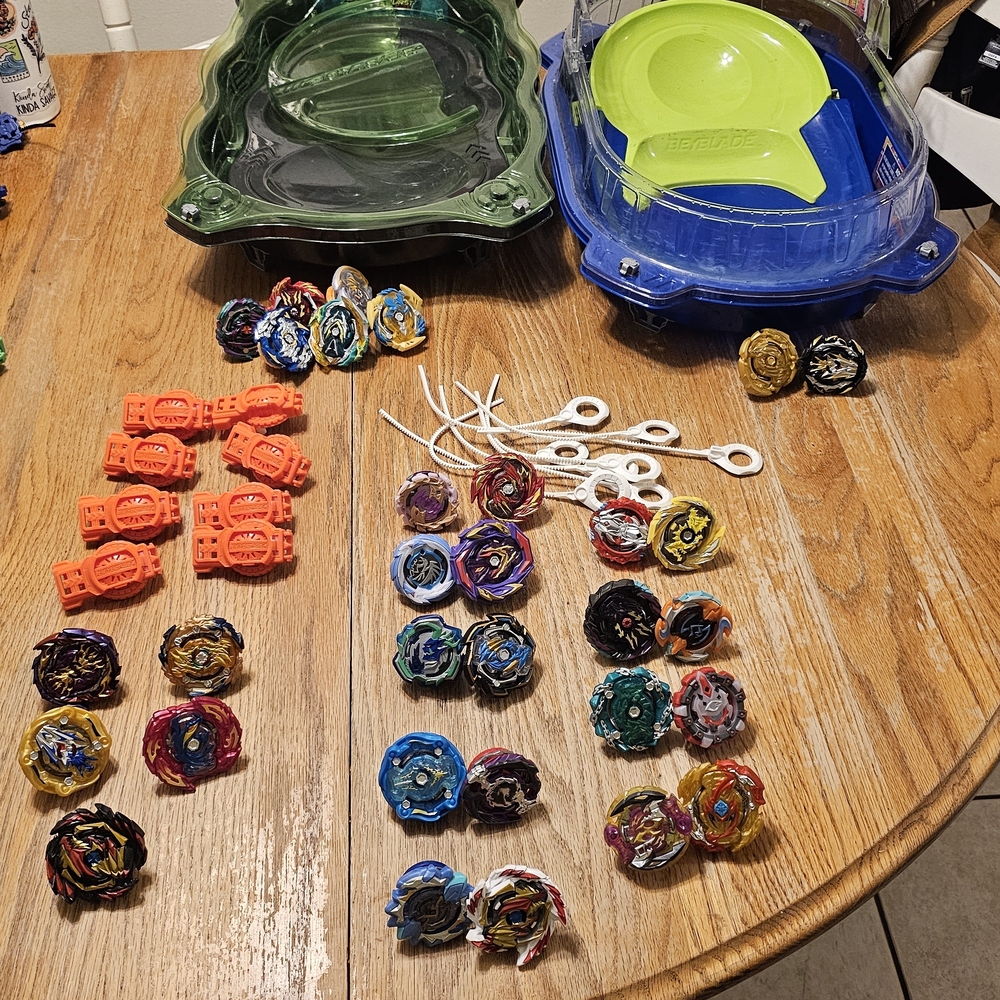 Hasbro BeyBlade Burst Hypersphere Lot